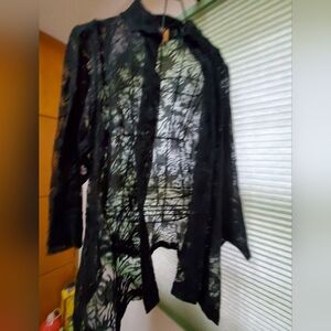 Women's Kasper black lace shirt. Size 1X